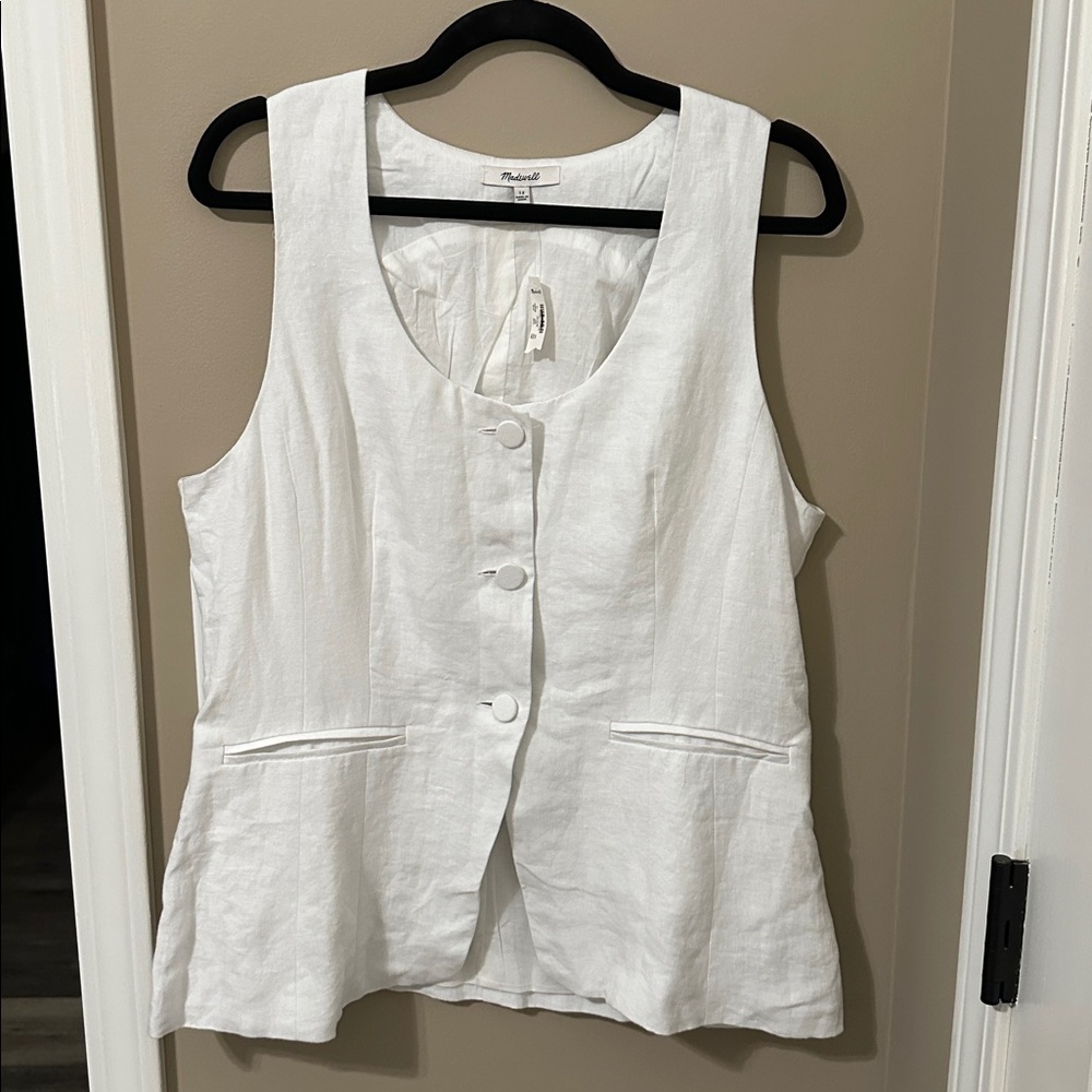 Madewell 100% Linen Scoopneck Cutaway Vest in Salt White - Picture 5 of 7